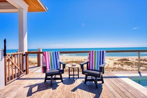 Property grounds - BRAND NEW, Elevated Pool, Beach Front, Hot Tub, and Elevator - Dune Alright (St. George Island)