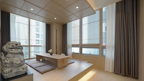 Suite – deluxe, byutsikt | Utsikt fra rommet