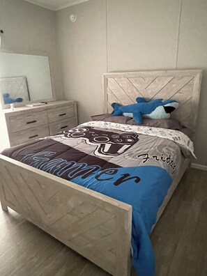 WiFi, bed sheets - Perfect 3-bedroom mobile home in nature paradise (Okeechobee)