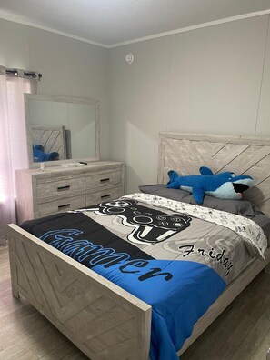 3 bedrooms, WiFi, bed sheets