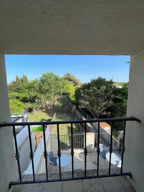 Property grounds - Apartment near the sea and Montpellier (Pignan)