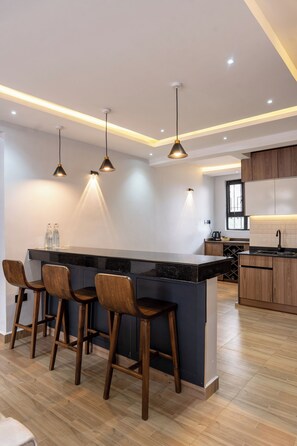 Interior - Modern 2BR Garden Home. BBQ . 10 min to Town / Sereni Homes (Arusha)