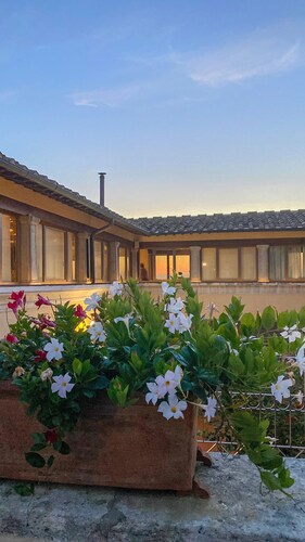 Il Bell'Arco | Historic Tuscan Apartment for Wine Lovers, with a Sunset Terrace