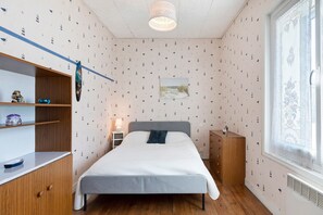 Room - Holiday Home “La Maison 156” with Terrace and Private Garden (Les Sables-d'Olonne)