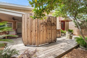Terrace/patio - Price Break! Walk to the beach and resturants! (Santa Rosa Beach)