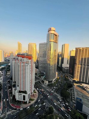Aerial view - Relaxing and Chilling Vibe 1BR Condo with AC in the heart of vibrant Makati City (Makati)