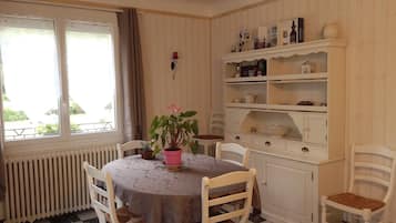 Dineren