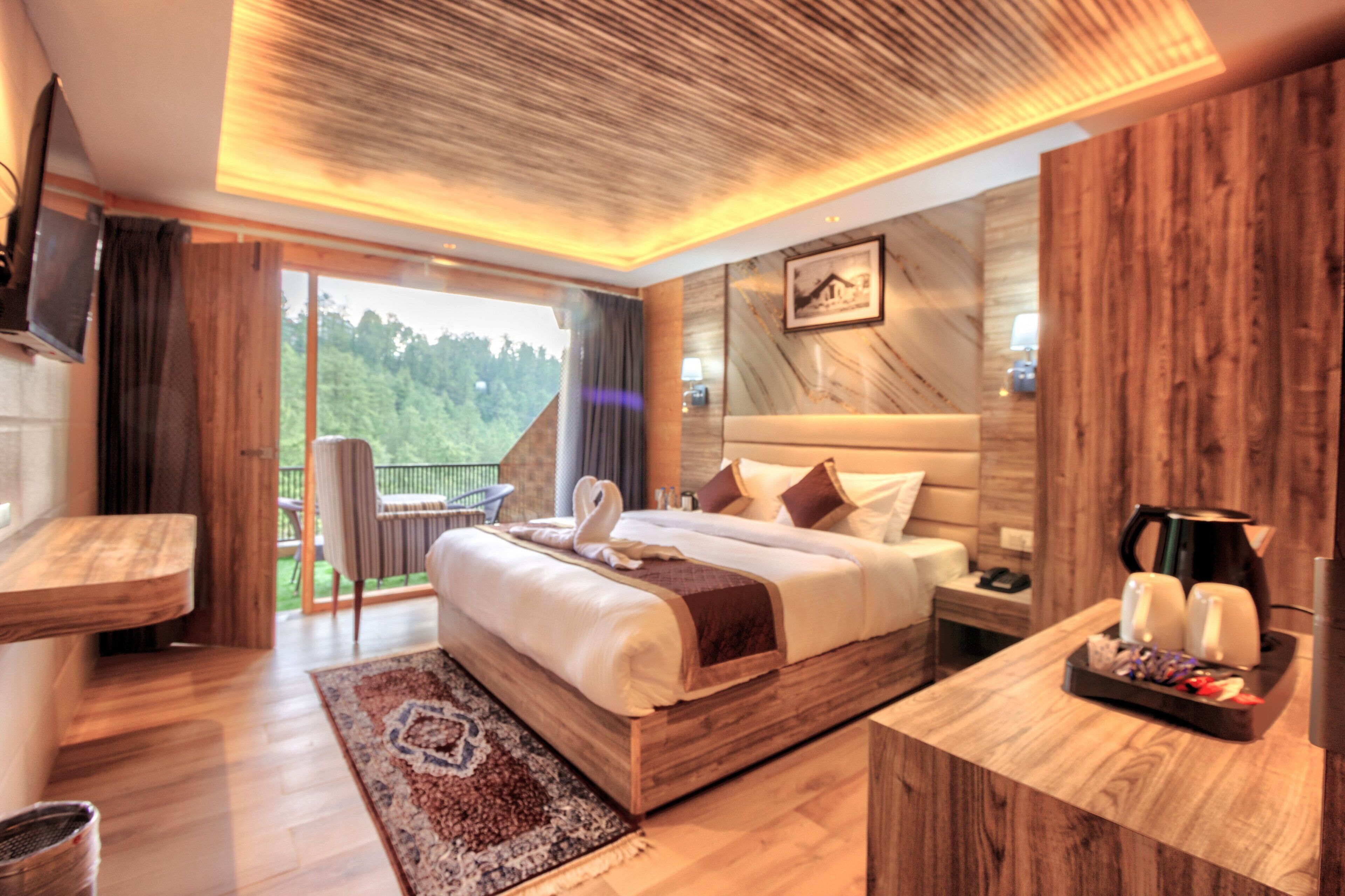 Deluxe Room, Balcony, Valley View | Premium bedding, iron/ironing board, rollaway beds, free WiFi