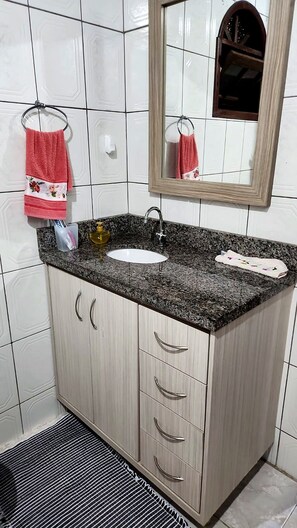 Soap, toilet paper - Rancho da Morena  (Biguaçu)
