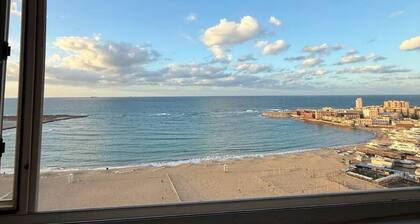 Stunning Sea View Apartment | Prime Location & Cozy Stay