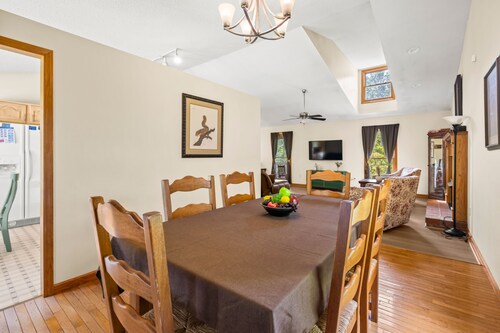 Secluded, private oasis near Blue Ridge Parkway