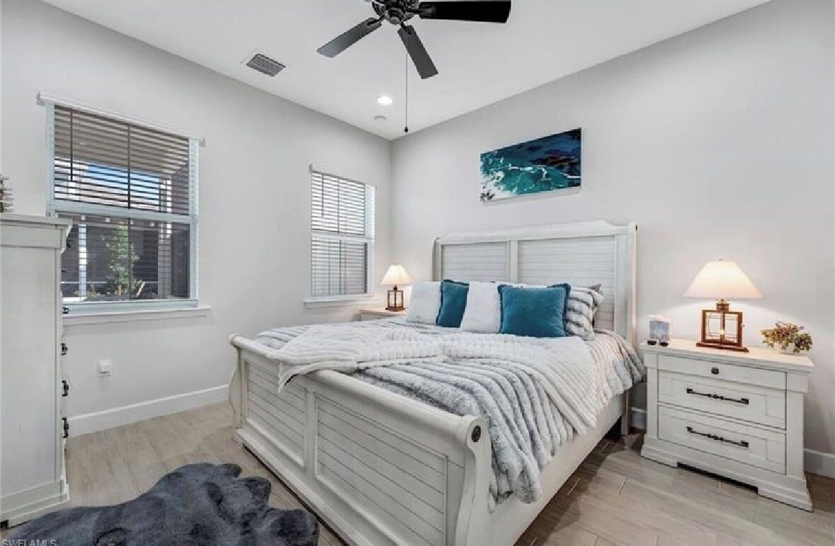 2 bedrooms, iron/ironing board, internet, bed sheets