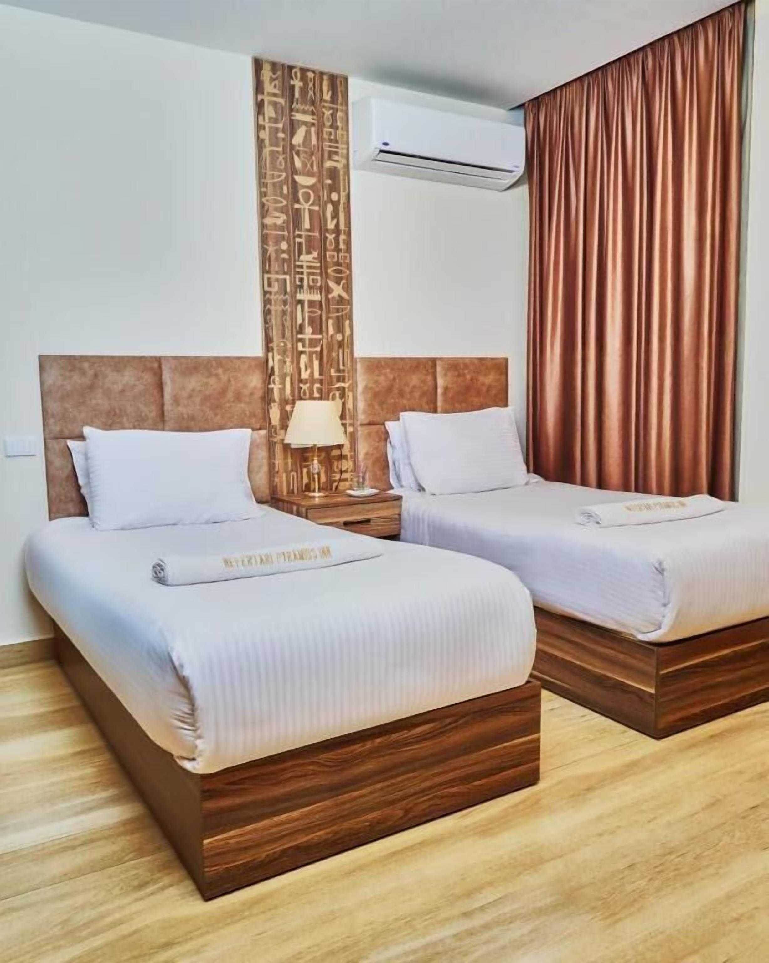 Habitación estándar con 2 camas individuales, vista a la ciudad