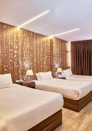 Habitación triple estándar, vista a la ciudad | Spa