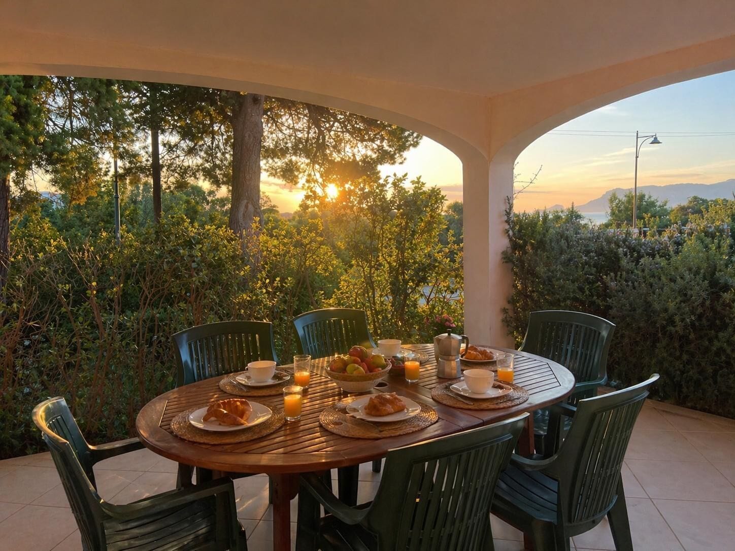 Outdoor dining