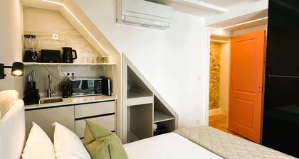 Atlântico Stays Portugal - Central Cardal Studio 1 | 2 Guests