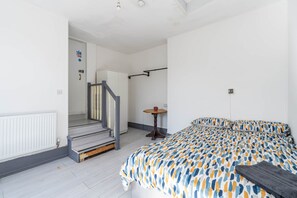 1 bedroom, WiFi - Room 1 - The Archers (Southampton)