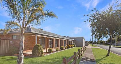 Maffra Retreat - kick back and enjoy country Gippsland