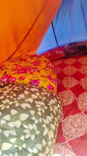 Bed sheets - Purohit Camp House (Kedarnath)