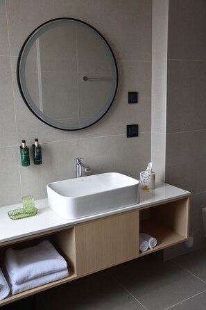 Standard Double or Twin Room, Shared Bathroom, Mountain View | Bathroom | Shower, hair dryer, slippers, towels - Hotel Dom (Studenci)