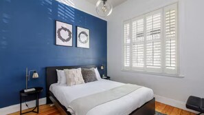 Iron/ironing board, travel crib, free WiFi, bed sheets - Cubitt Cottage - Cremorne (Cremorne)