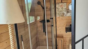 Shower, towels