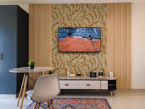 Interior - Cozy 1-bedroom apartment in beautiful Durban with AC (Durban)