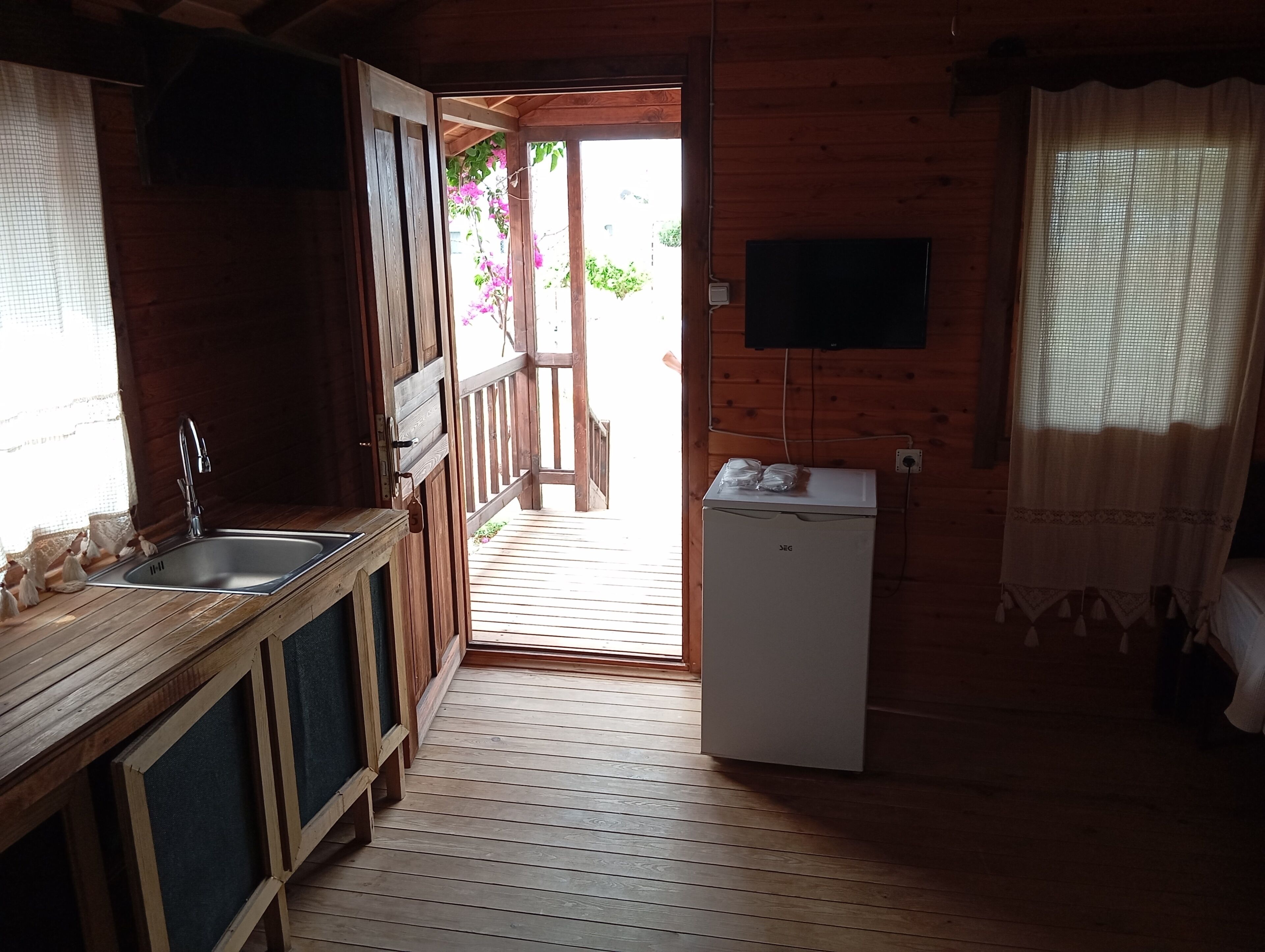 Bungalow, Garden View | Interior