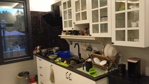 Family Apartment, Garden View | Private kitchen | Fridge, stovetop, cookware/dishes/utensils