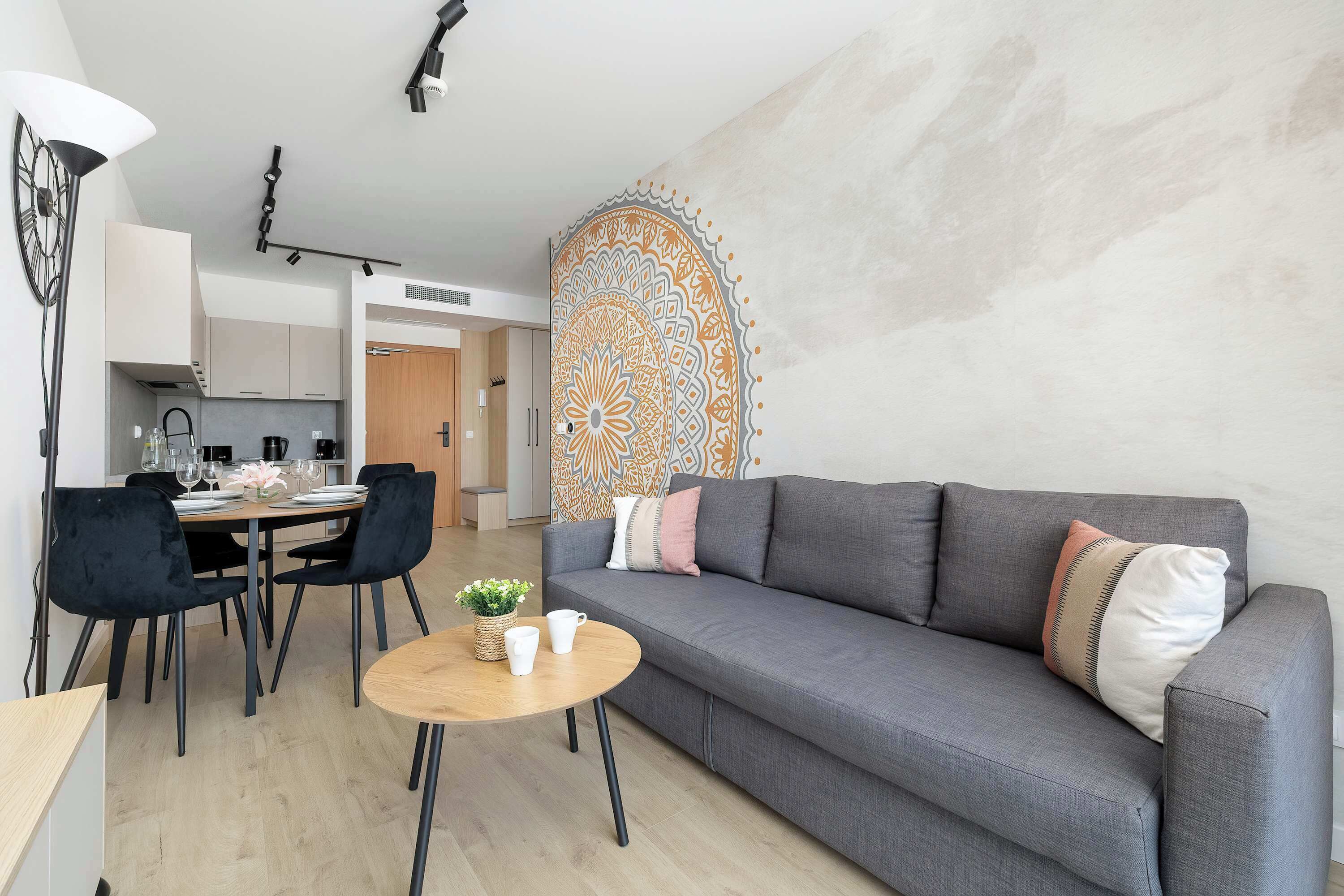 TV, offices