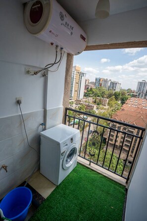 Interior - Vase place 1 bedroom apartment (Nairobi)