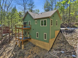 Exterior - Basecamp/2 BR, 2 BA, Sleeps 4 (Townsend)