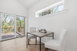 Dining - Basecamp/2 BR, 2 BA, Sleeps 4 (Townsend)