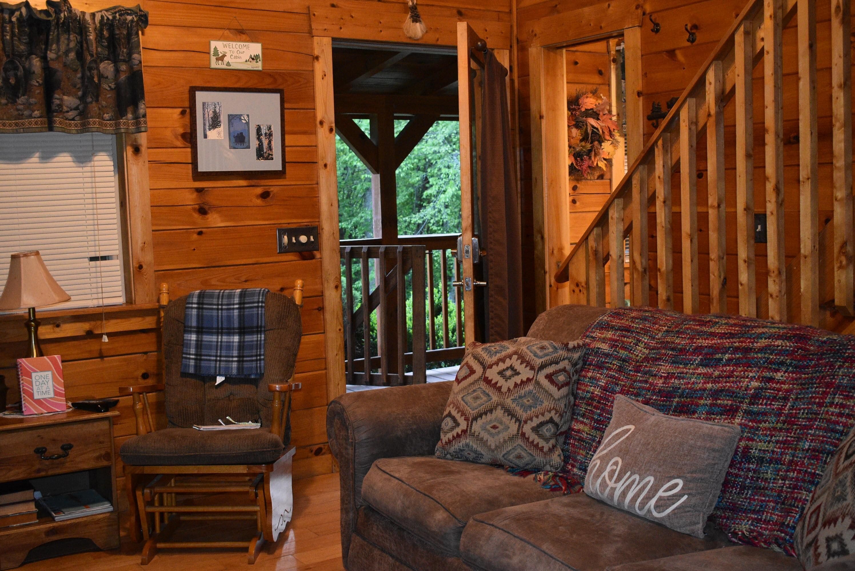 Smart TV, fireplace, video games