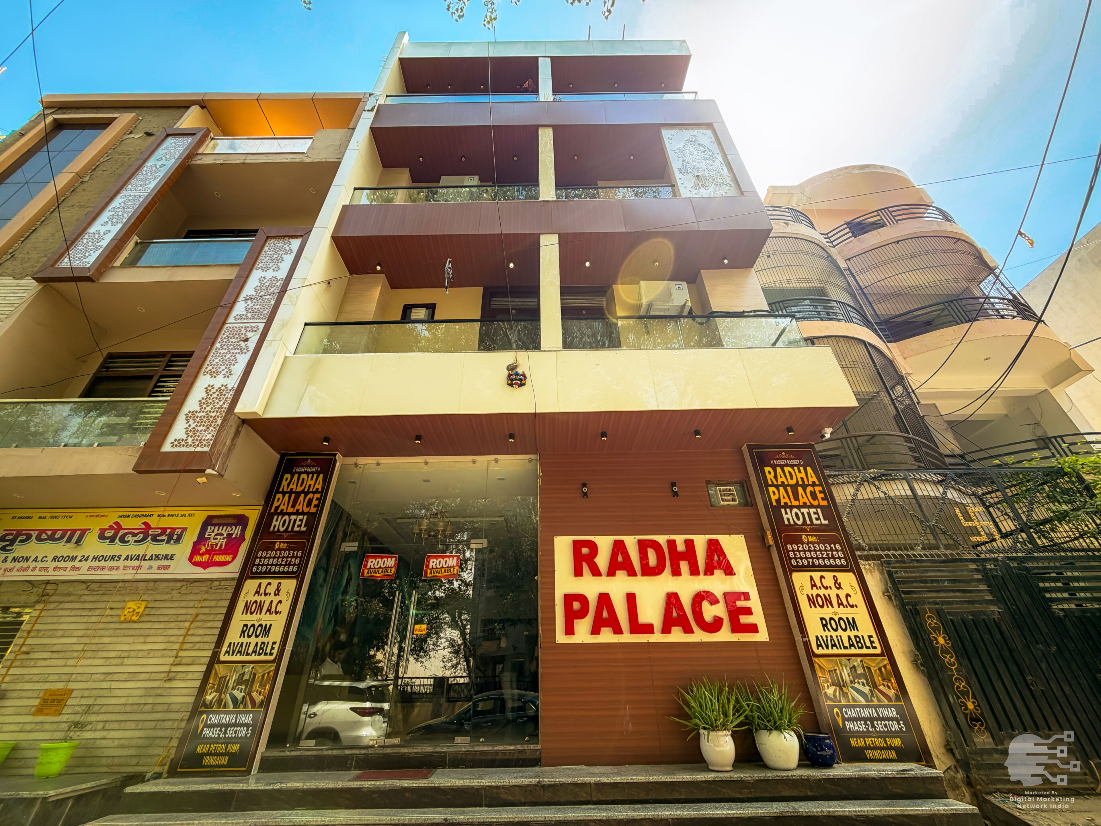 Fachada de la propiedad
