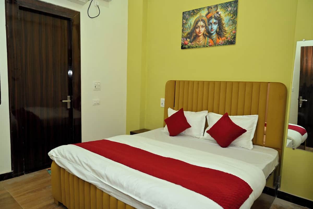 Deluxe Room | Schreibtisch, laptopgeeigneter Arbeitsplatz, Bügeleisen/Bügelbrett