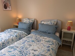Free WiFi, bed sheets