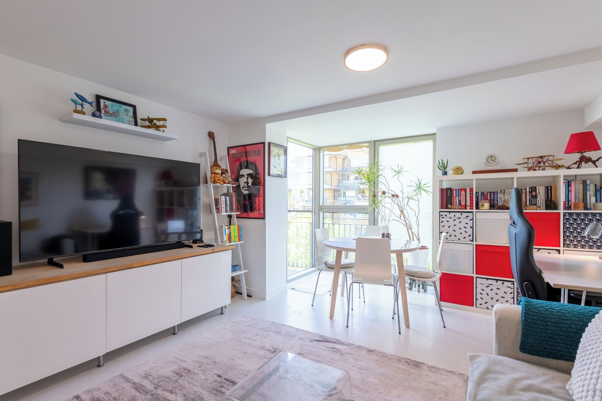 TV, stereo, offices
