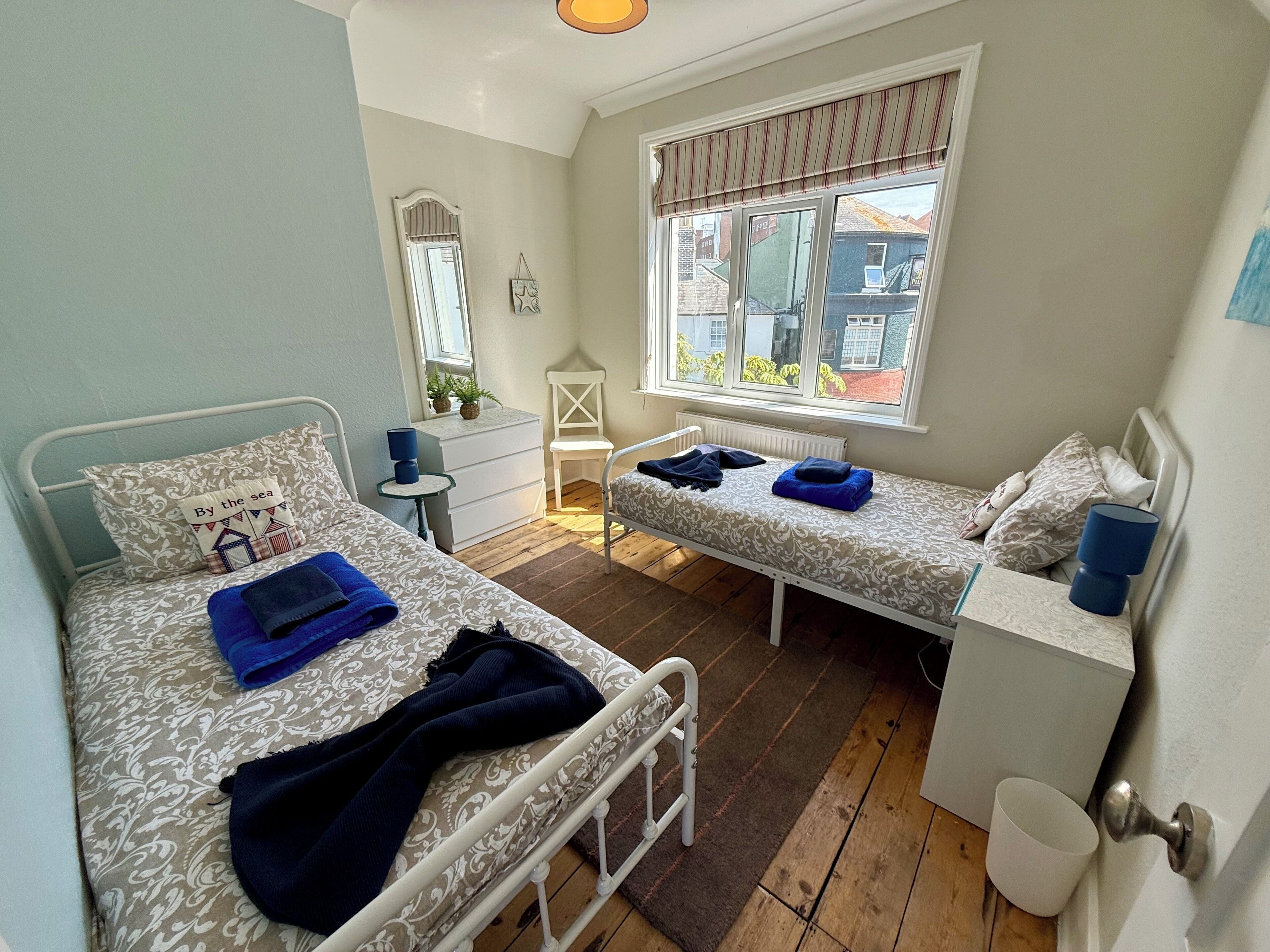 Iron/ironing board, free WiFi, bed sheets