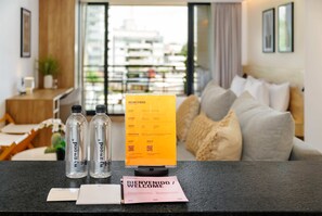 Exterior - w Designer Loft W/balcony in Parque Mexico (Mexico City)