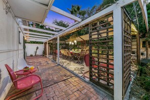 12 bedrooms, Internet - Spirit of Sofia 12bd (Palm Springs)