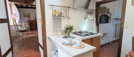 Fridge, microwave, dishwasher