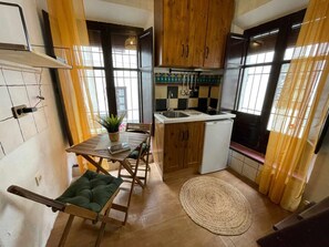 Private kitchen - Bright studio in Albaicín - 2 guests (Granada)