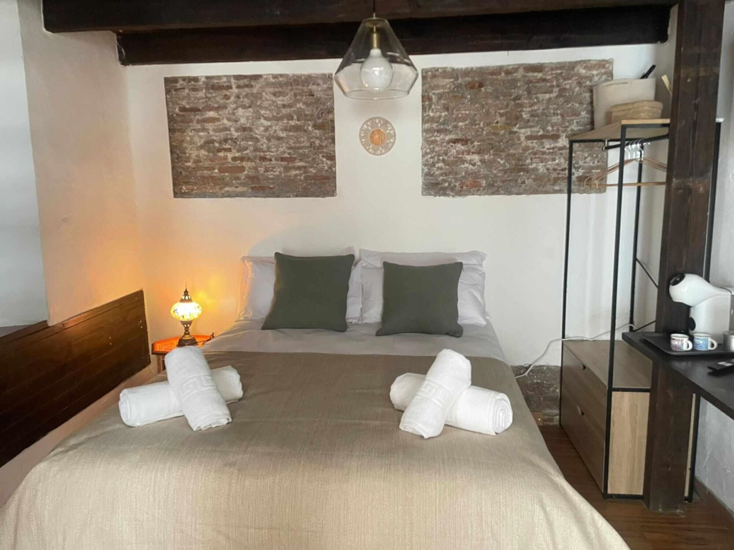 Wifi gratis y ropa de cama 