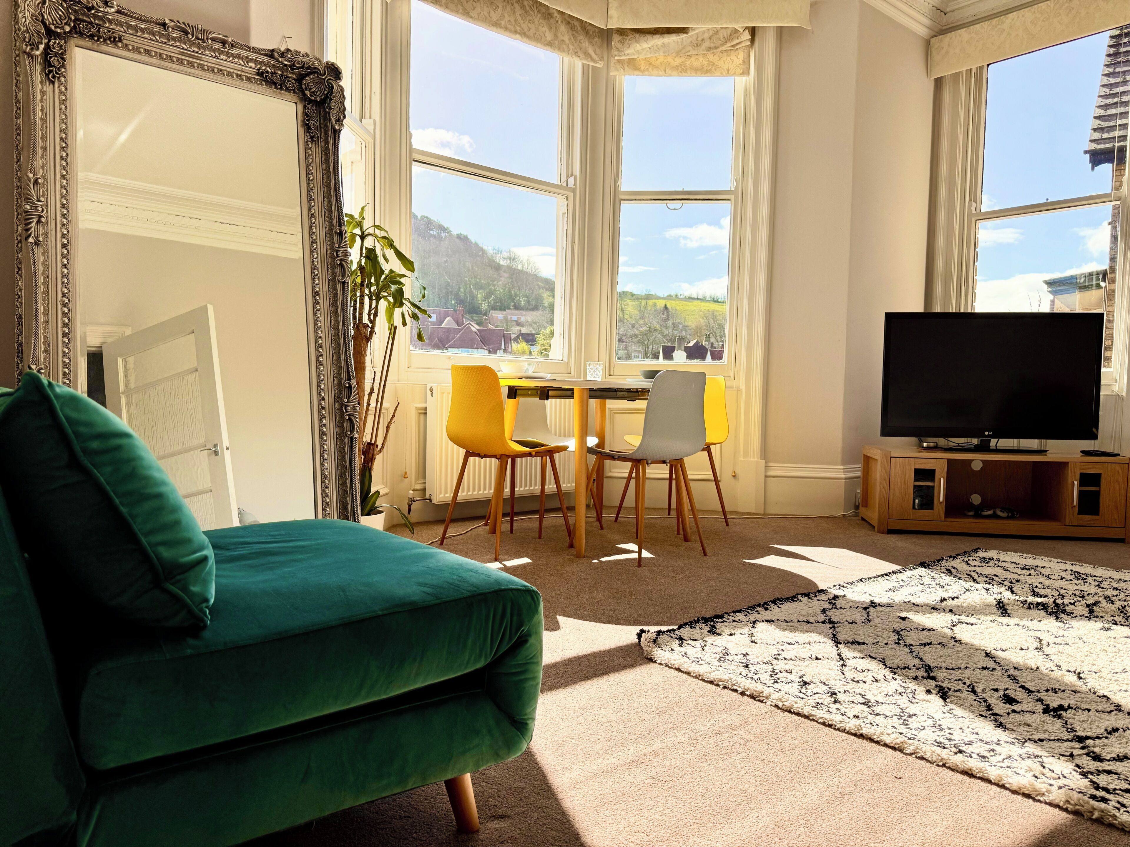 TV, fireplace, video games, offices