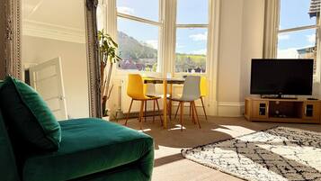 TV, fireplace, video games, offices