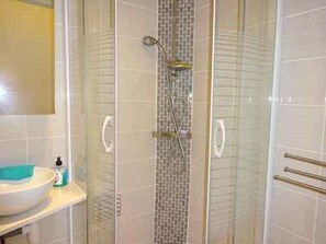 Bathroom - Apartment with parking, mountain view - 4 guests (Le Barcarès)