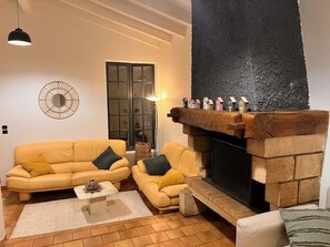 TV - Renovated villa near city center - 4 guests (BORDEAUX)