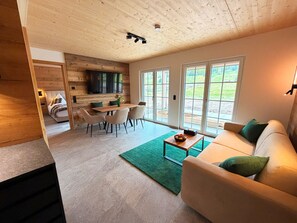 Smart TV - Forestum - Black Forest Luxury Apartments - Apartment Auerhahn with sauna (Sankt Blasien)