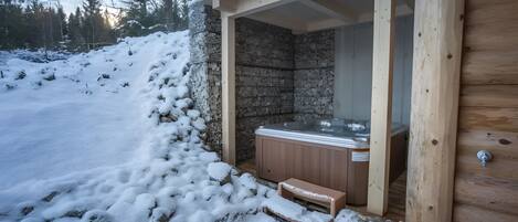 Bain à remous extérieur